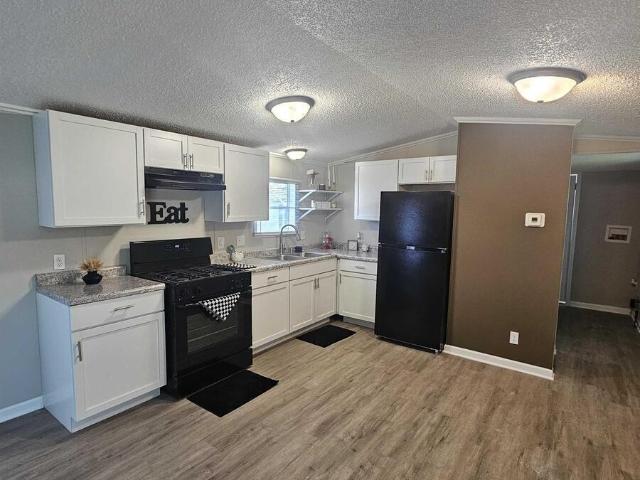 3 BR, 1 BA Apartment 2737 W. Washington Center, Fort Wayne, IN 46818