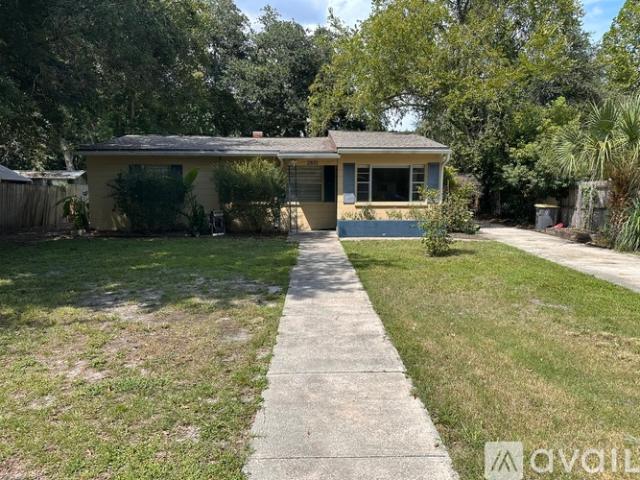 3 BR, 1 BA Apartment 2851 Dellwood Avenue, Jacksonville, FL 32205