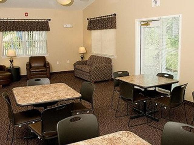 3 BR, 1 BA Apartment 2883 Conifer Drive, Canandaigua, NY 14424