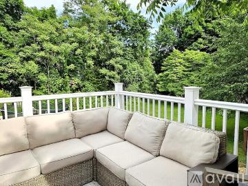3 BR, 1 BA Apartment 29 Woodland Rd, Unit 1, Bloomfield, NJ 07003