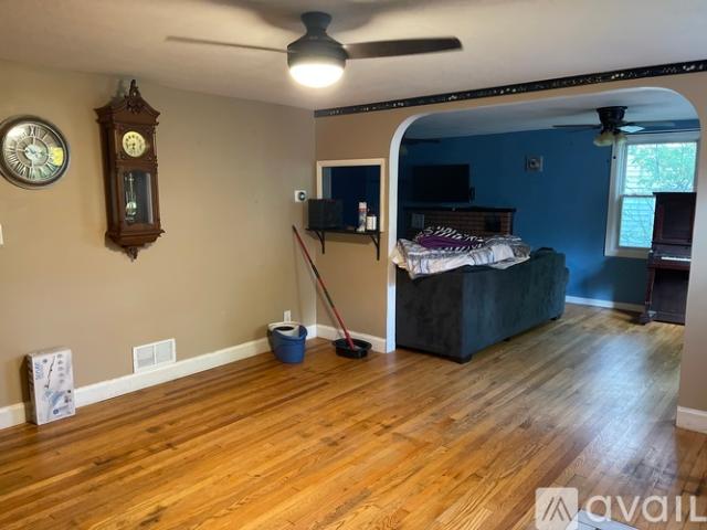 3 BR, 1 BA Apartment 203 Hinsdale Road, Camillus, NY 13031