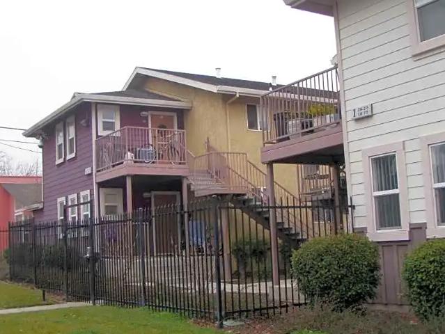 3 BR, 1 BA Apartment 2000 Pennsylvania Avenue, Fairfield, CA 94533