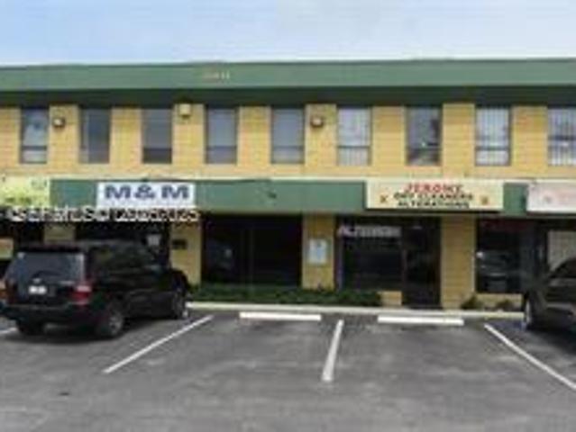 3 BR, 1 BA Apartment 2001 North Dixie Highway, Pompano Beach, FL 33060