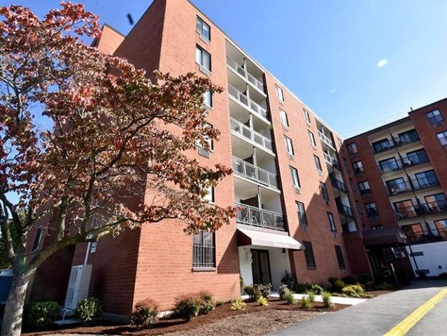 3 BR, 1 BA Apartment 200 Gordon Ave, Providence, RI 02905