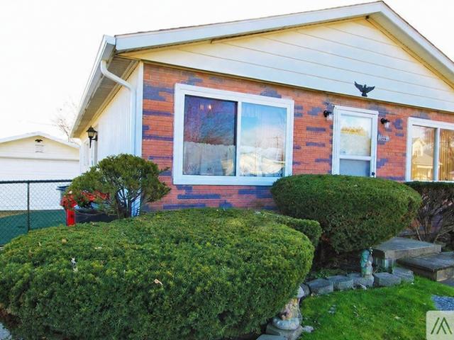 3 BR, 1 BA Apartment 20142 Williamson St, Clinton Township, MI 48035