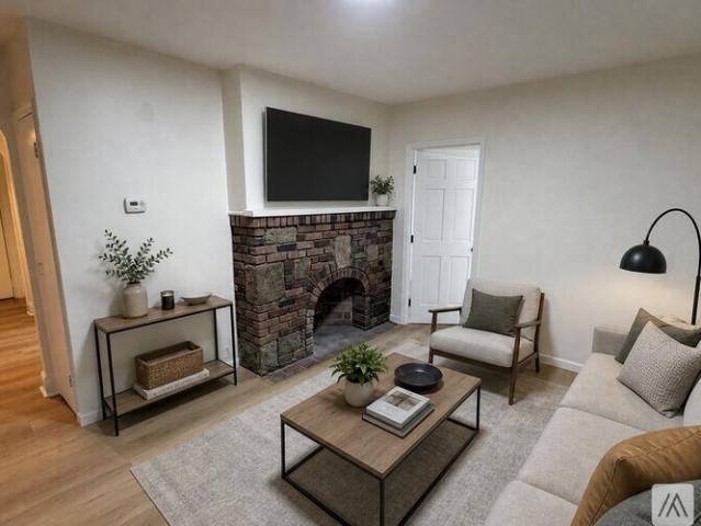 3 BR, 1 BA Apartment 204 10 42nd Avenue, Unit Apt 2, Queens County, NY 11361