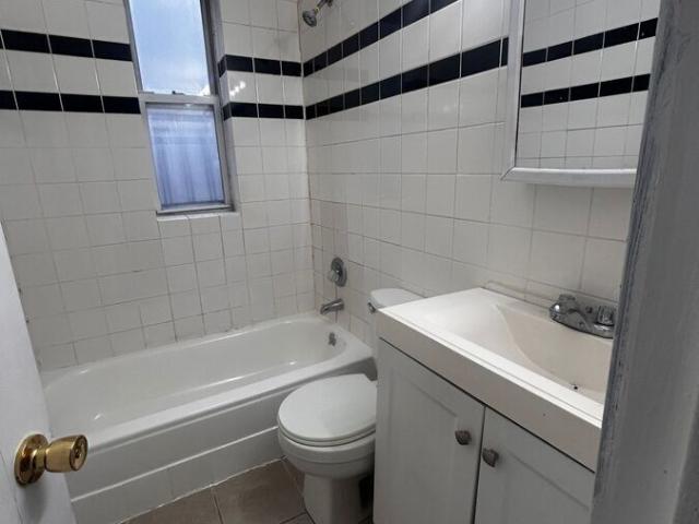 3 BR, 1 BA Apartment 20 Orchard St, Yonkers, NY 10703