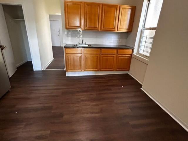 3 BR, 1 BA Apartment 20 Orchard Pl, Yonkers, NY 10703