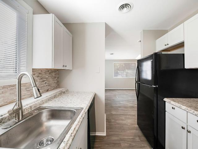 3 BR, 1 BA Apartment 2110 Smallwood St SW Unit Bldg 20 S2230, Wilson, NC 27893