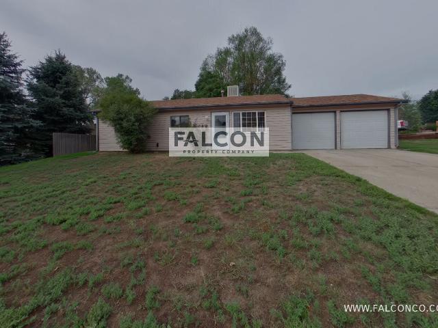 3 BR, 1 BA Apartment 2114 Shawnee Drive, Colorado Springs, CO 80915