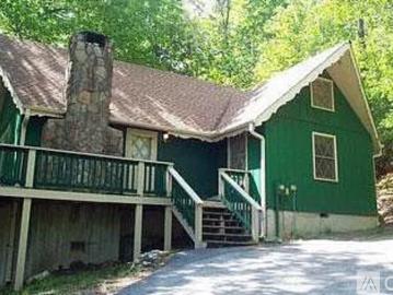 3 BR, 1 BA Apartment 211 Chalet Village Dr, Dillard, GA 30537