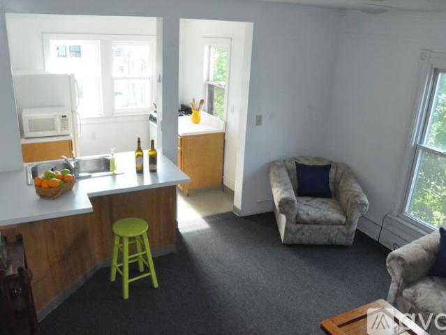 3 BR, 1 BA Apartment 212 Linden Ave, Unit 3, Ithaca, NY 14850