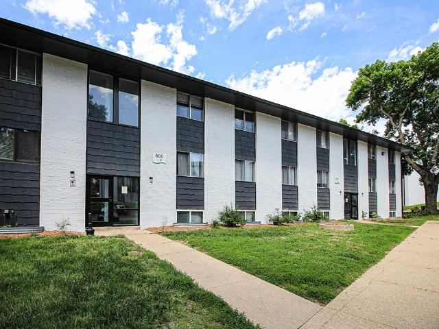 3 BR, 1 BA Apartment 2201 Gibson Street Unit 508, Sioux City, IA 51106