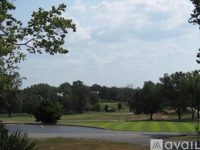 3 BR, 1 BA Apartment 2205 Country Club Dr, Columbia, MO 65201