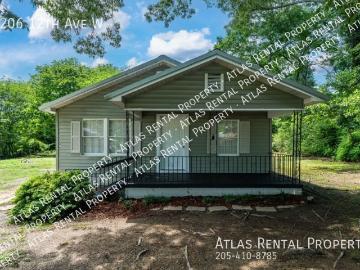 3 BR, 1 BA Apartment 2206 12th Ave W, Jasper, AL 35501