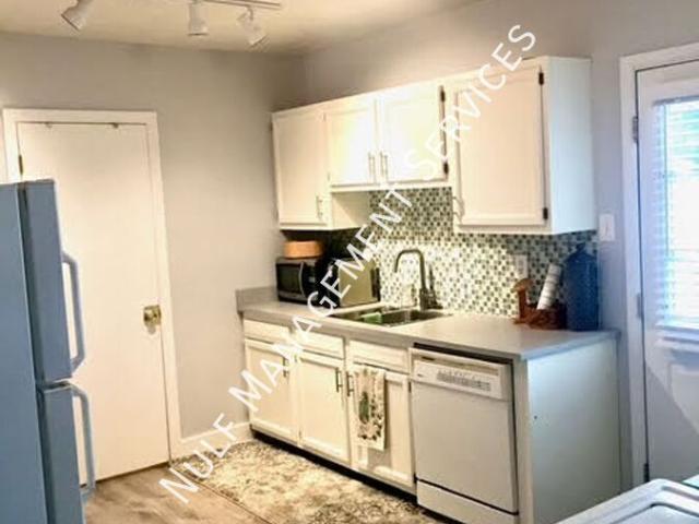 3 BR, 1 BA Apartment 2216 Larkins Way, Pittsburgh, PA 15203
