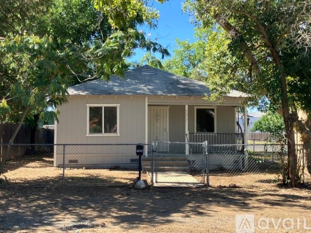 3 BR, 1 BA Apartment 2217 A St, Oroville, CA 95966