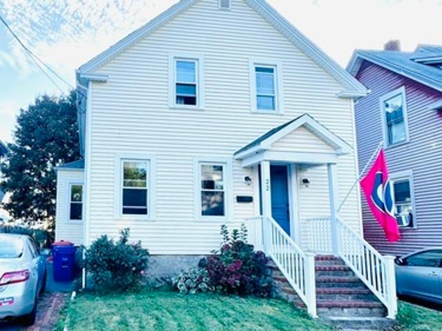 3 BR, 1 BA Apartment 22 Mulberry Street, Fairhaven, MA 02719