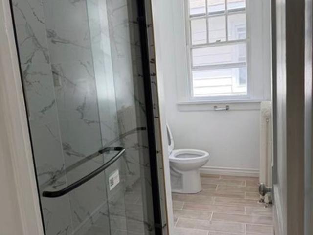 3 BR, 1 BA Apartment 22 B Forest Ave, Unit 2, Albany, NY 12208