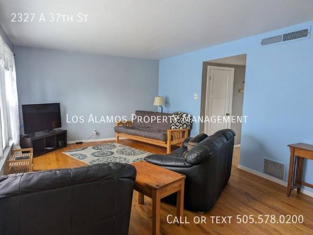 3 BR, 1 BA Apartment 2327 A 37th St, Los Alamos, NM 87544