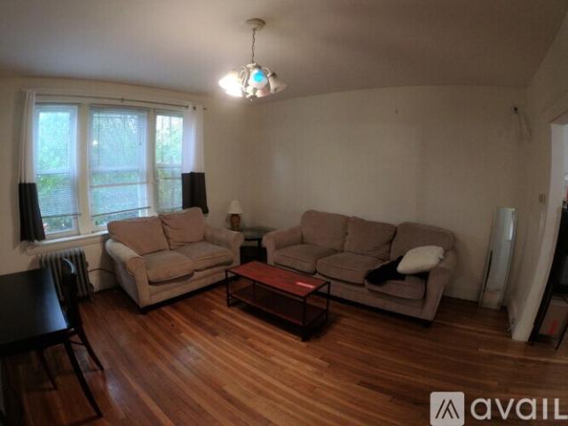3 BR, 1 BA Apartment 237 Freeman St, Unit 1, Brookline, MA 02446