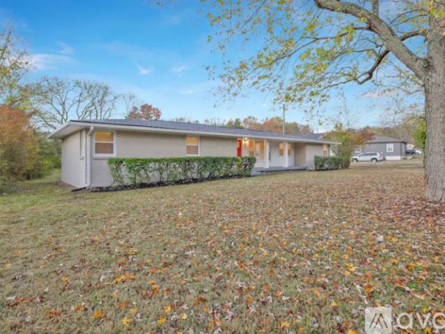 3 BR, 1 BA Apartment 239 Mccoin Dr, Goodlettsville, TN 37072