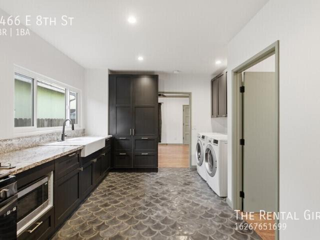 3 BR, 1 BA Apartment 3466 E 8th St, Los Angeles, CA 90023