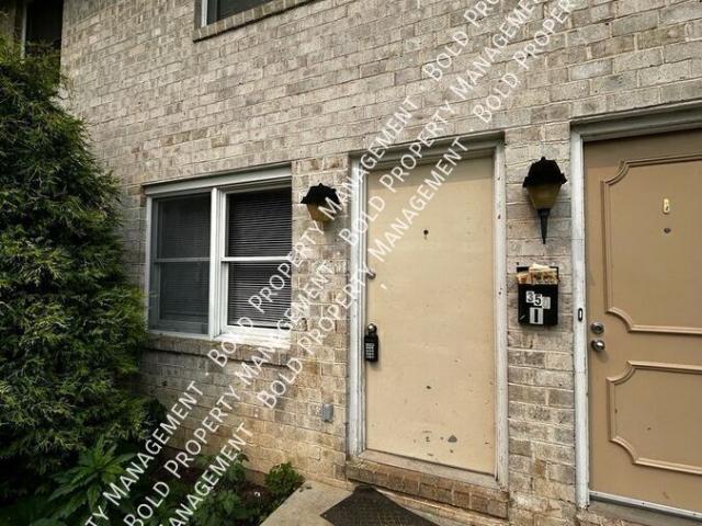 3 BR, 1 BA Apartment 350 Vine St Lebanon, PA 17042
