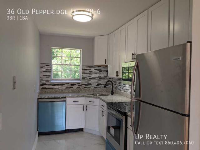 3 BR, 1 BA Apartment 36 Old Pepperidge Ln, Wethersfield, CT 06109