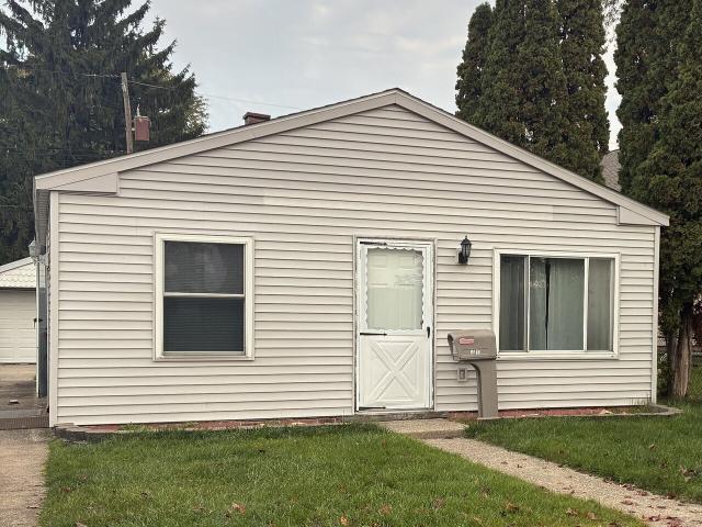3 BR, 1 BA Apartment 3711 145th St, Toledo, OH 43611