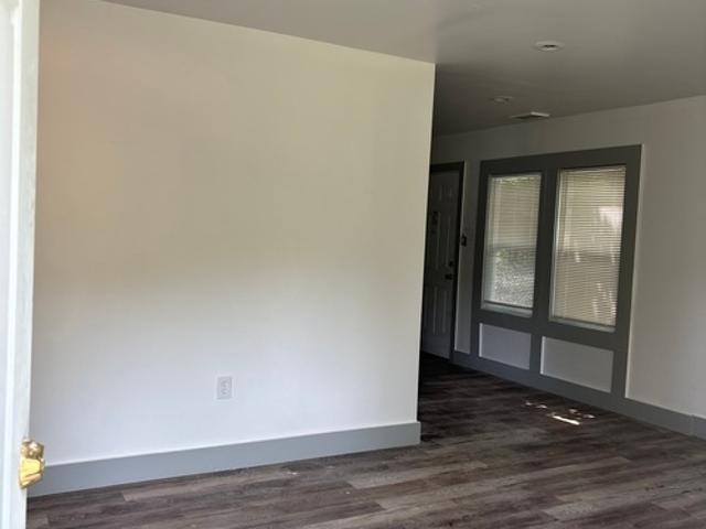 3 BR, 1 BA Apartment 3933 Ohio St, Gary, IN 46409
