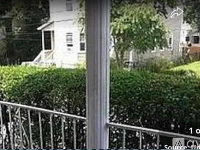 3 BR, 1 BA Apartment 39 7th Street, Unit 1, Providence, RI 02906