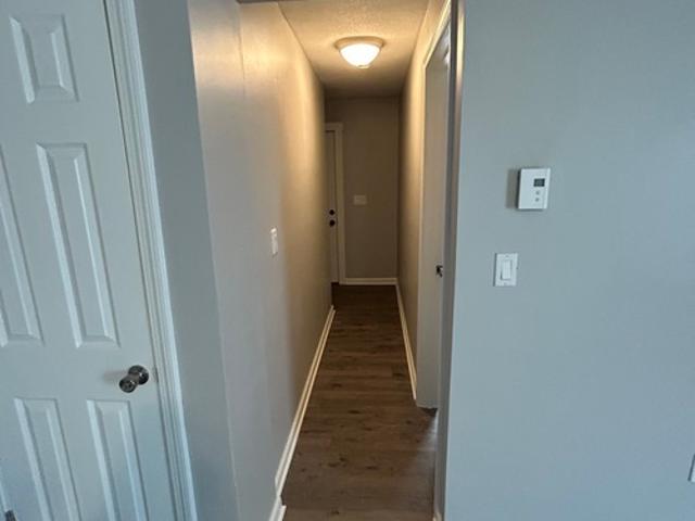 3 BR, 1 BA Apartment 300 Main Street, Unit B, Cromwell, CT 06416