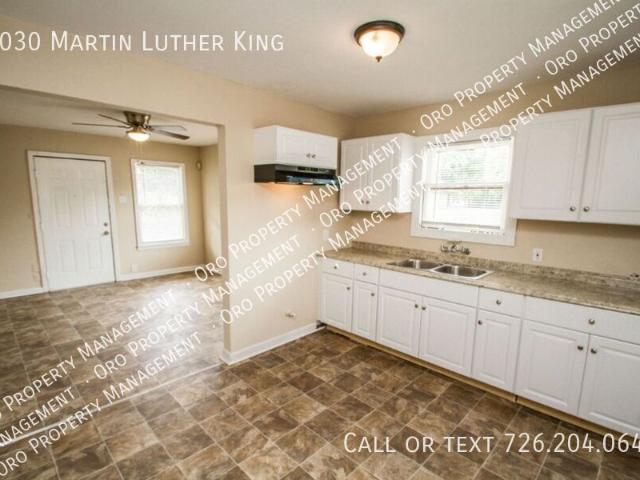 3 BR, 1 BA Apartment 3030 Martin Luther King, San Antonio, TX 78220