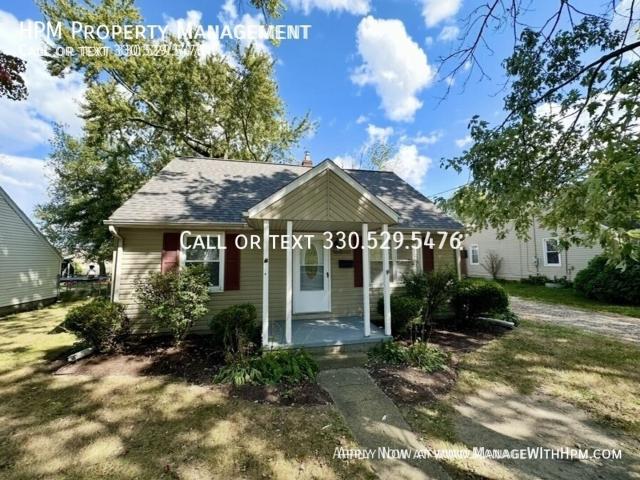 3 BR, 1 BA Apartment 3035 33rd St NE, Canton, OH 44705