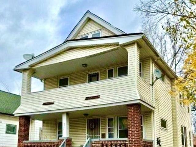 3 BR, 1 BA Apartment 3045 E 130th St, Cleveland, OH OH44120
