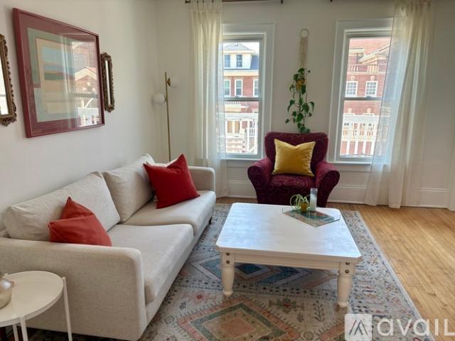 3 BR, 1 BA Apartment 3058 North Fratney Street, Unit Upper, Milwaukee, WI 53212