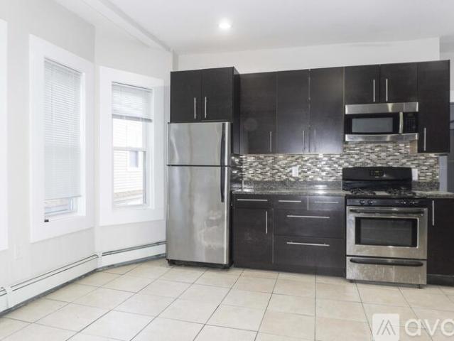 3 BR, 1 BA Apartment 3149 Washington St, Unit 3, Boston, MA 02130