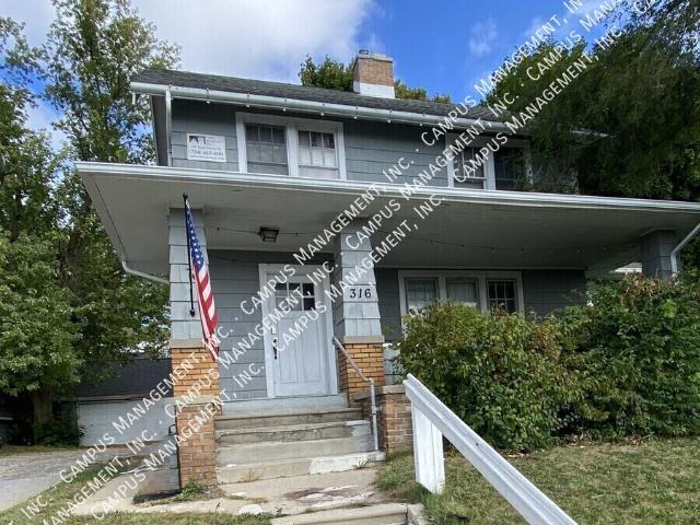 3 BR, 1 BA Apartment 316 W. Stadium Blvd Ann Arbor, MI 48104