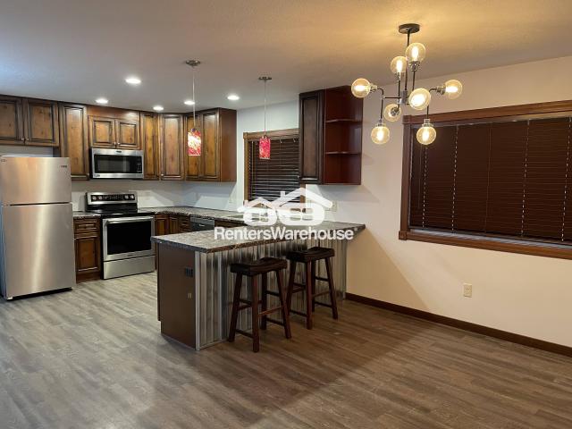 3 BR, 1 BA Apartment 318 Keller Ave N Amery, WI 54001