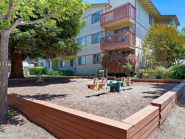 3 BR, 1 BA Apartment 31 Lassen Way Unit 6C, Watsonville, CA 95076
