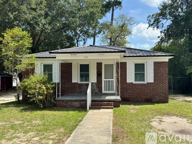 3 BR, 1 BA Apartment 322 Hill St, Walterboro, SC 29488