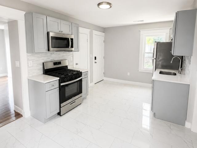3 BR, 1 BA Apartment 32 Alstrum St, Hamden, CT 06514