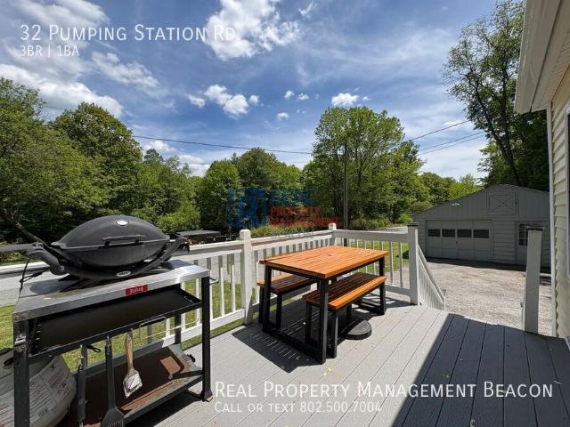 3 BR, 1 BA Apartment 32 Pumping Station Rd Lebanon, NH 03766