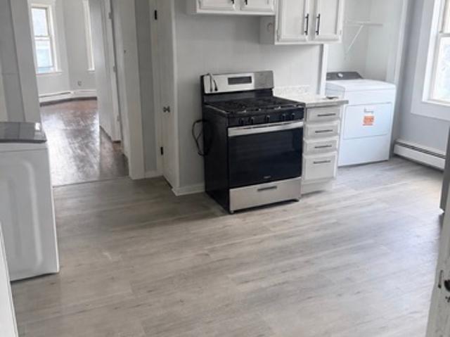 3 BR, 1 BA Apartment 33 Coral St, Unit 3, Worcester, MA 01604