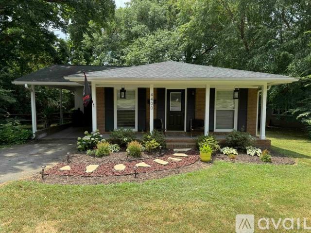 3 BR, 1 BA Apartment 4400 Winedale Ln, Charlotte, NC 28205