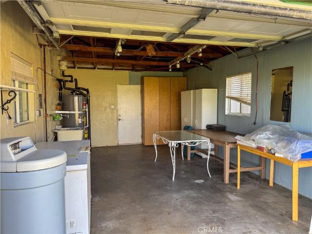 3 BR, 1 BA Apartment 44665 95th Street East, Lancaster, CA 93535