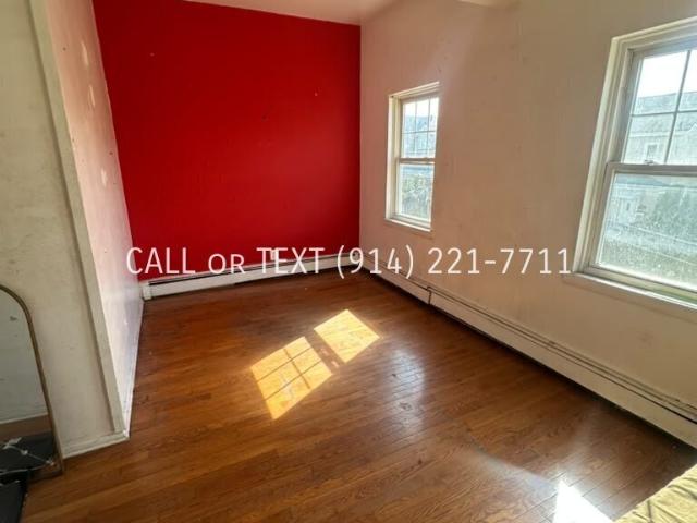 3 BR, 1 BA Apartment 47 Charles St, New Rochelle, NY 10801