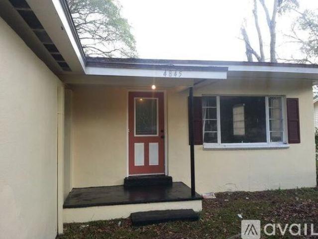 3 BR, 1 BA Apartment 4845 Palmer Ave, Jacksonville, FL 32210