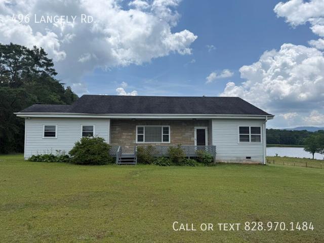 3 BR, 1 BA Apartment 496 Langely Rd Travelers Rest, SC 29690